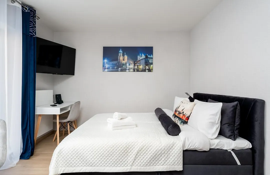 Kraków Główny Cozy Stay Studio by BookingHost-1